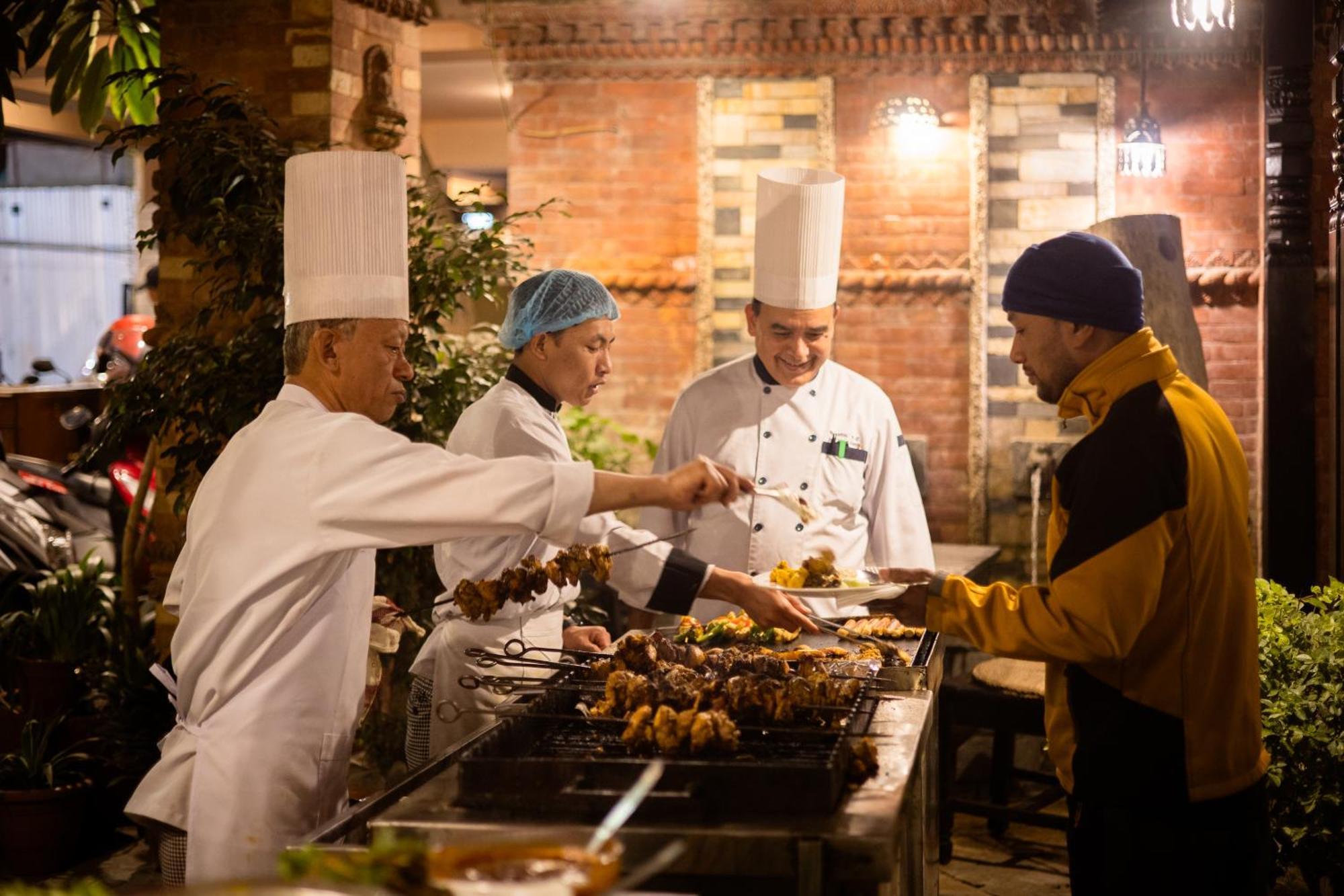Hotel Marshyangdi Katmandu Zewnętrze zdjęcie
